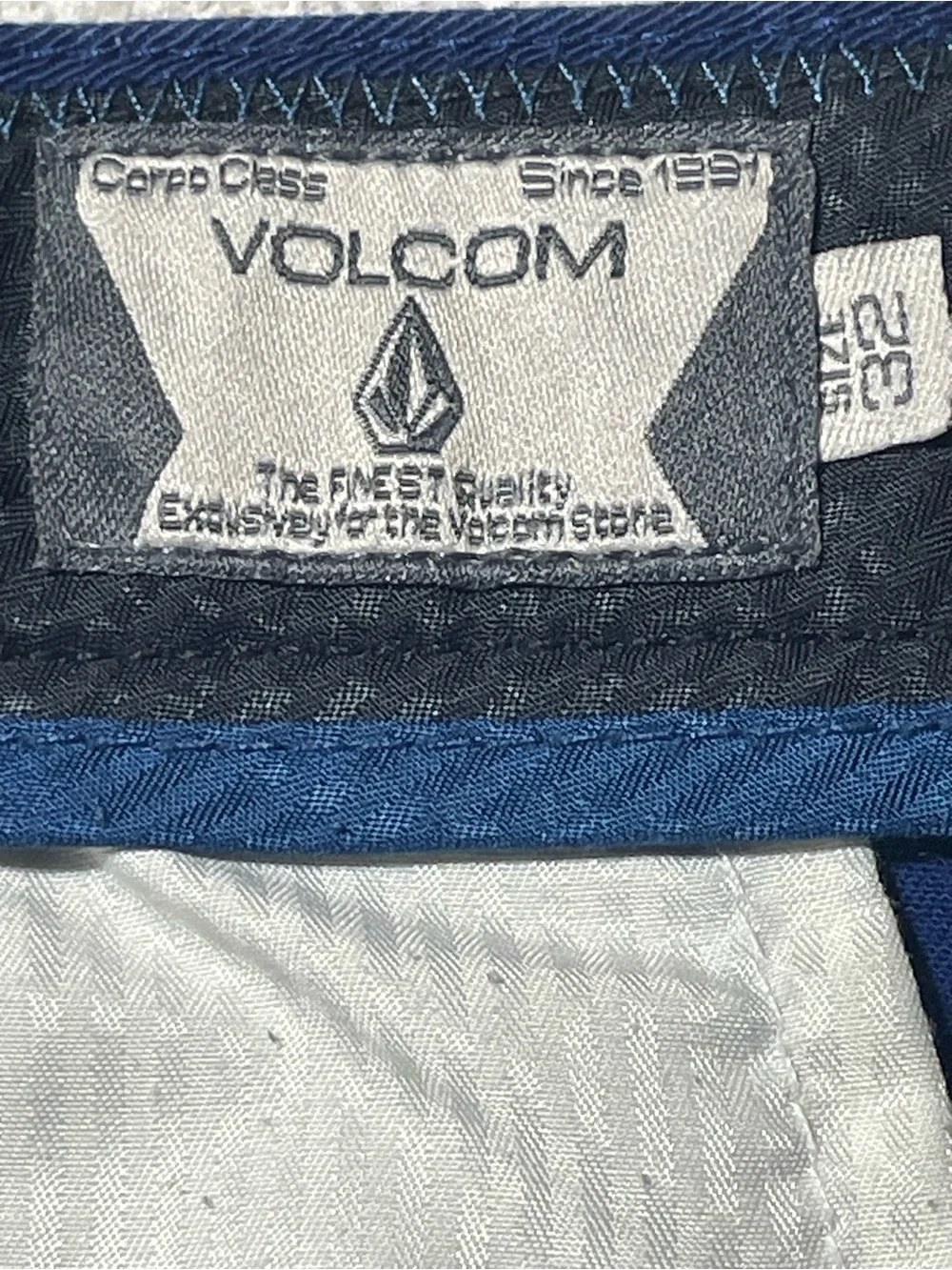 Volcom V-Monty Shorts Men's 32 Navy Blue Flat Front Cotton Blend Casual